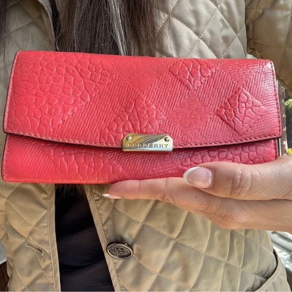 Burberry wallet - Picture 1 of 11